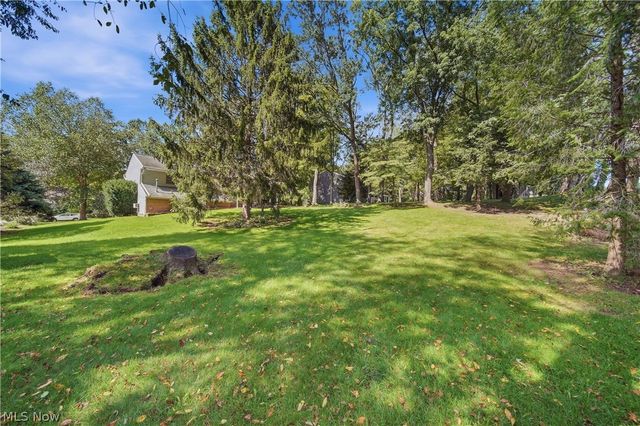 6180 Chesham Avenue NE, Canton, OH 44721
