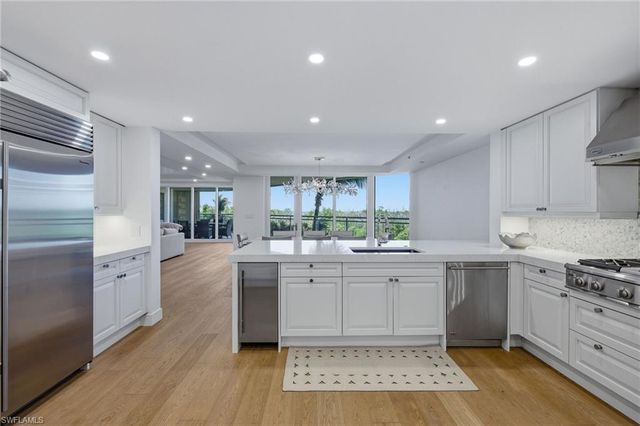 11125 Gulf Shore BLVD 308, Naples, FL 34108