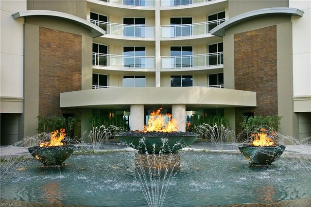 11125 Gulf Shore BLVD 308, Naples, FL 34108