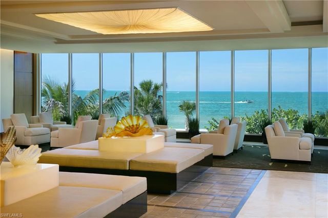 11125 Gulf Shore BLVD 308, Naples, FL 34108