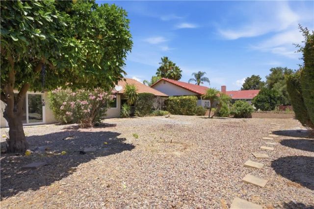 1126 Mayten Tree Court, Hemet, CA 92545