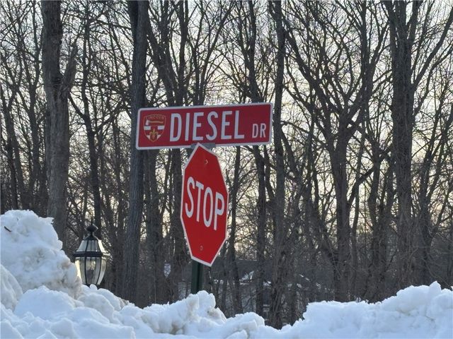 3 Diesel Drive, Lincoln, RI 02865