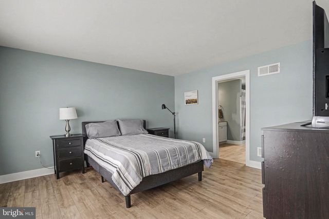 57 CHATEAU CIR, Wrightsville, PA 17368