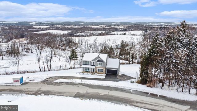 57 CHATEAU CIR, Wrightsville, PA 17368