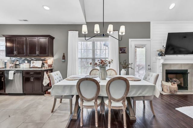 259 Azalea Dr, Oak Grove, KY 42262