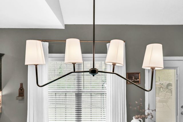 259 Azalea Dr, Oak Grove, KY 42262