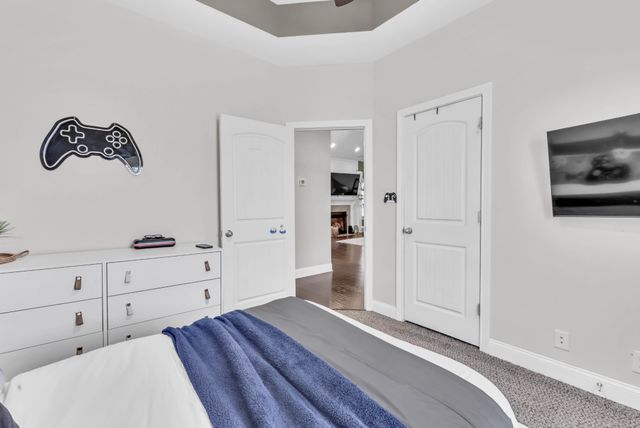 259 Azalea Dr, Oak Grove, KY 42262