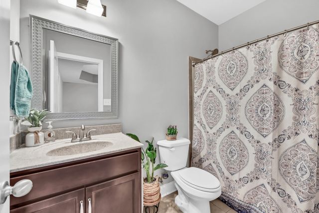 259 Azalea Dr, Oak Grove, KY 42262