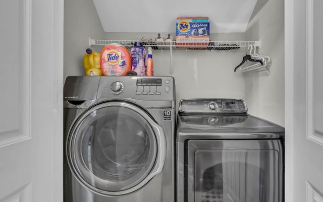 259 Azalea Dr, Oak Grove, KY 42262