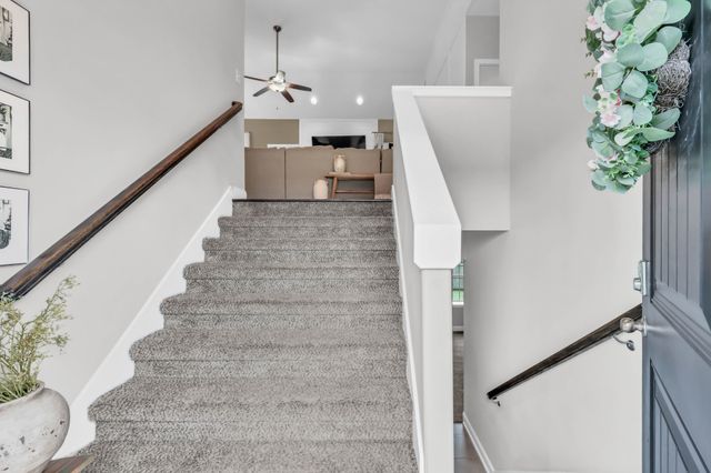 259 Azalea Dr, Oak Grove, KY 42262