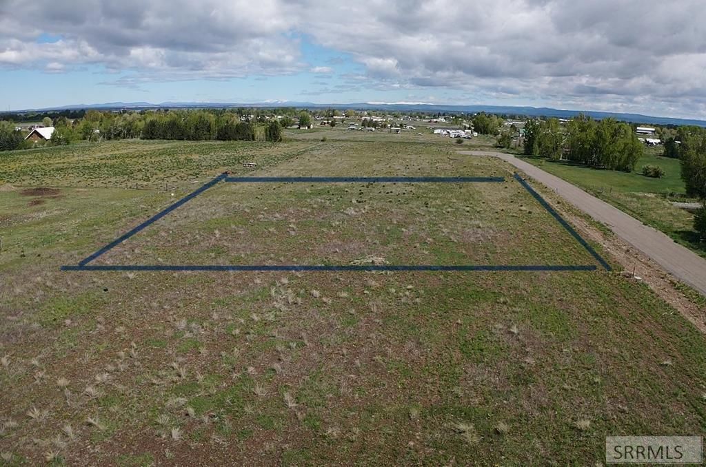 Image 1 of property listing at 2565 E Tbd, St Anthony, ID 83445
