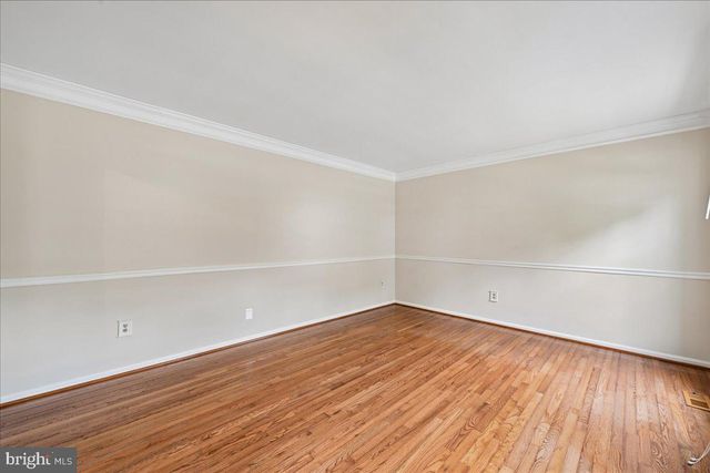 7592 RUXTON DR, Springfield, VA 22153