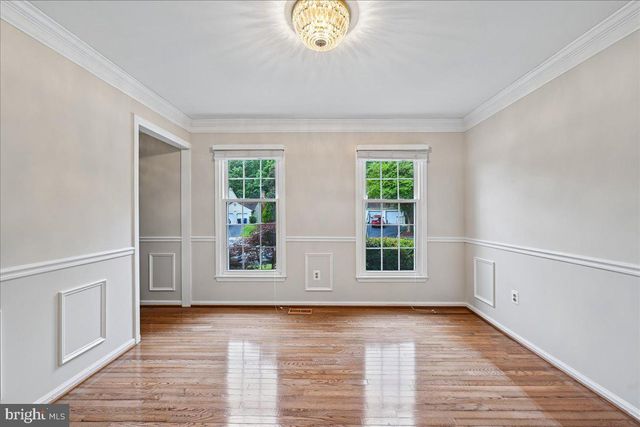 7592 RUXTON DR, Springfield, VA 22153