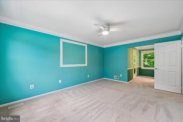 7592 RUXTON DR, Springfield, VA 22153