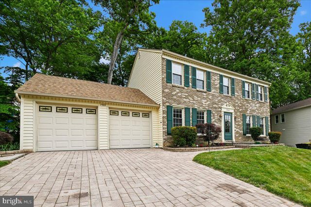 7592 RUXTON DR, Springfield, VA 22153