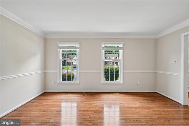 7592 RUXTON DR, Springfield, VA 22153