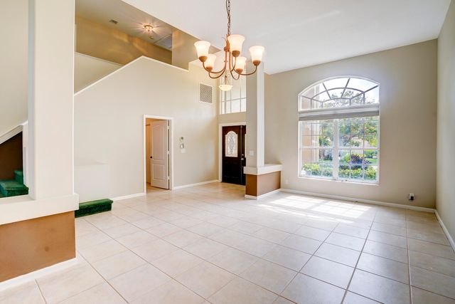 1117 AVONDALE Court, West Palm Beach, FL 33409