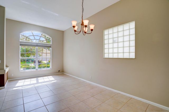 1117 AVONDALE Court, West Palm Beach, FL 33409