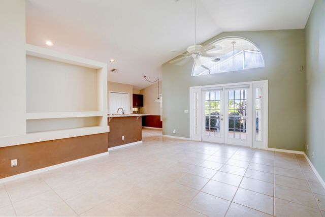 1117 AVONDALE Court, West Palm Beach, FL 33409