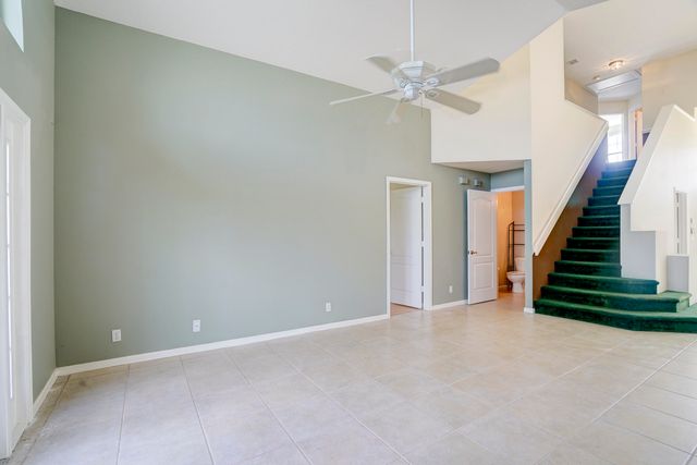 1117 AVONDALE Court, West Palm Beach, FL 33409