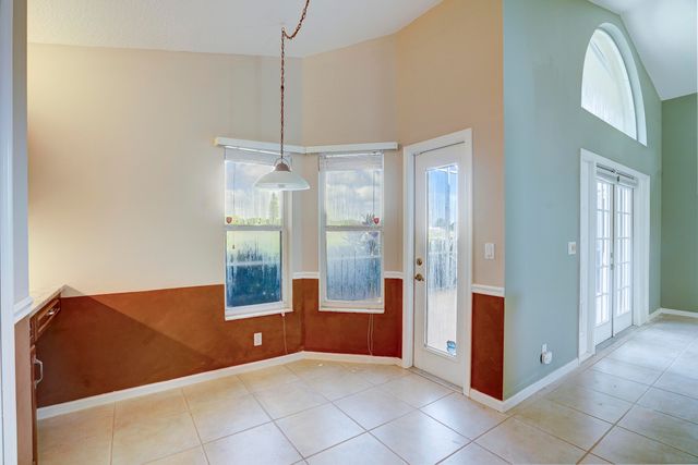 1117 AVONDALE Court, West Palm Beach, FL 33409