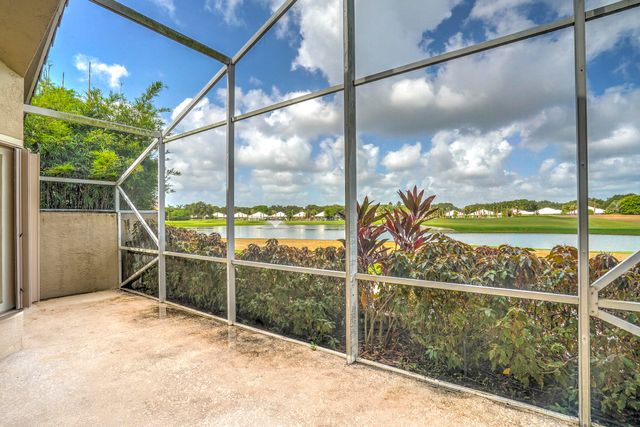 1117 AVONDALE Court, West Palm Beach, FL 33409