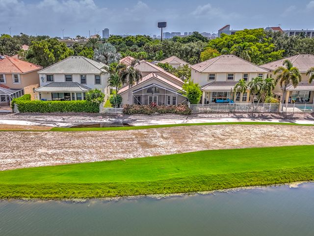 1117 AVONDALE Court, West Palm Beach, FL 33409