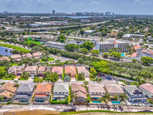 1117 AVONDALE Court, West Palm Beach, FL 33409
