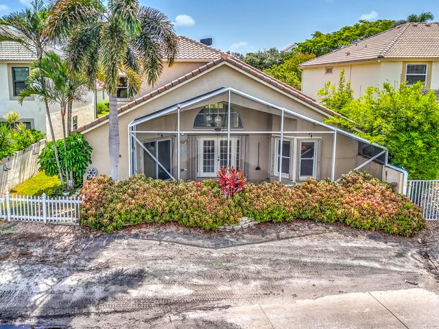 1117 AVONDALE Court, West Palm Beach, FL 33409