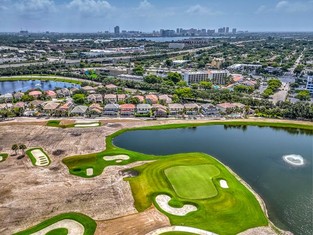 1117 AVONDALE Court, West Palm Beach, FL 33409