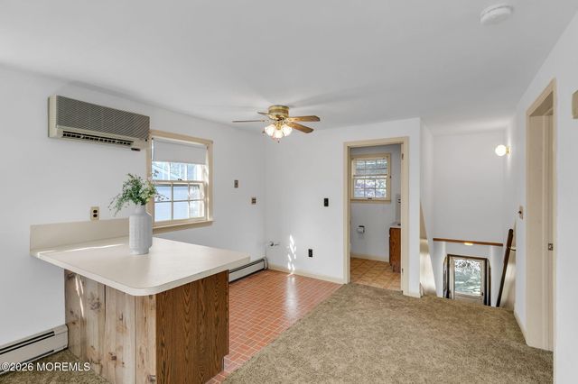 83 Union Avenue, Belford, NJ 07718