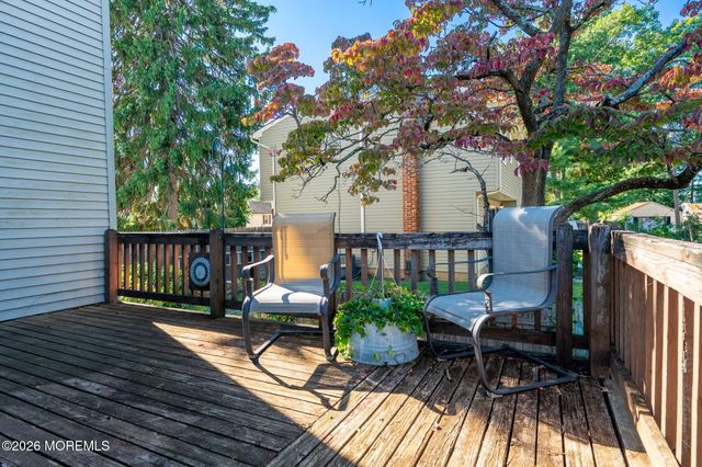 83 Union Avenue, Belford, NJ 07718