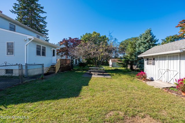 83 Union Avenue, Belford, NJ 07718