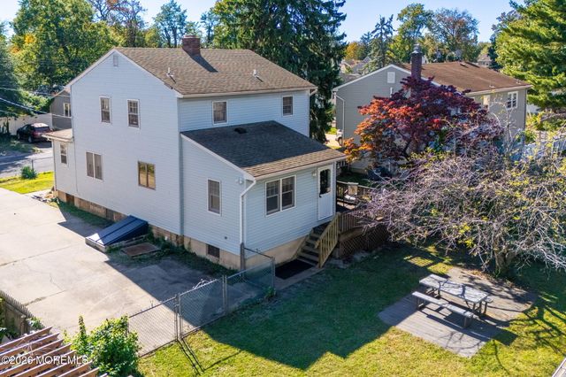 83 Union Avenue, Belford, NJ 07718