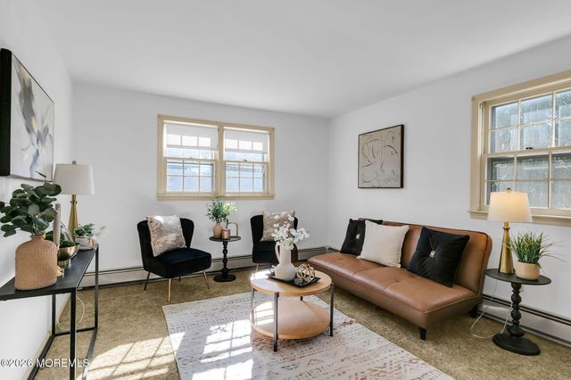 83 Union Avenue, Belford, NJ 07718