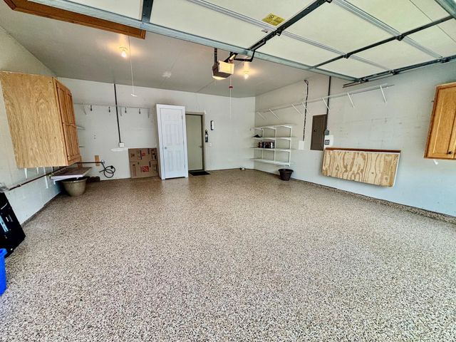 1516 Pine Pointe, White Bear Lake, MN 55110