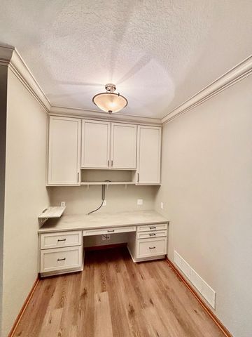 1516 Pine Pointe, White Bear Lake, MN 55110