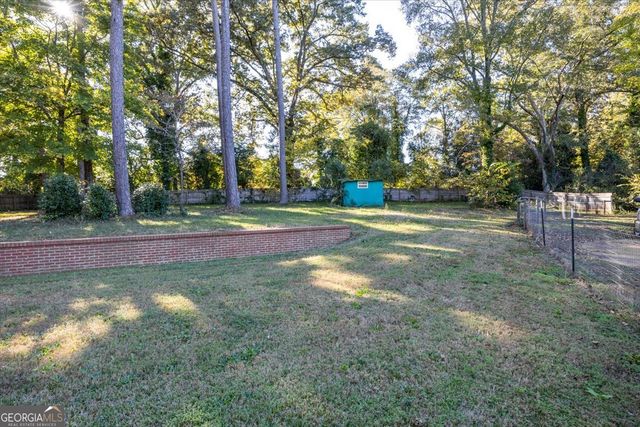 84 Hilsdale Road, Forsyth, GA 31029