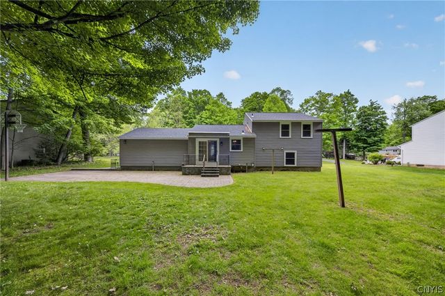 13 Ironwood, Schroeppel, NY 13132