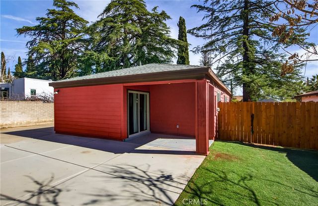 1087 N 1st st, Banning, CA 92220