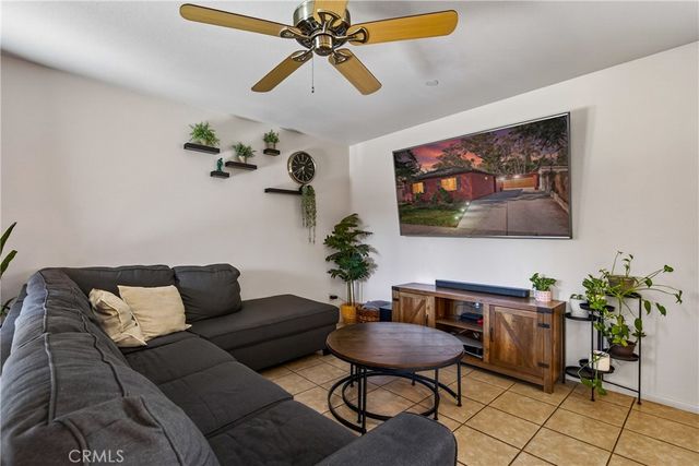 1087 N 1st st, Banning, CA 92220