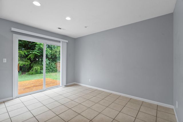 4101 MEADOW VIEW DR, Columbia, MO 65201