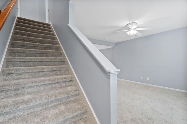 4101 MEADOW VIEW DR, Columbia, MO 65201