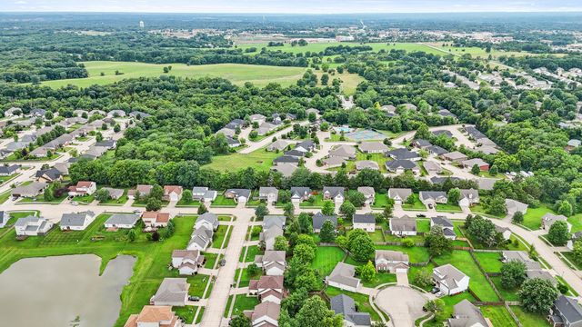 4101 MEADOW VIEW DR, Columbia, MO 65201