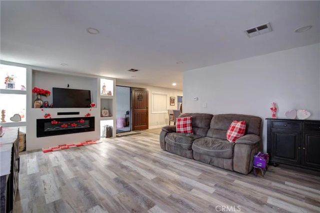 3700 Buchanan 189, Riverside, CA 92503