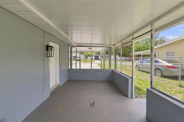 8326 ENDIVE AVENUE, Tampa, FL 33619