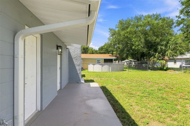 8326 ENDIVE AVENUE, Tampa, FL 33619