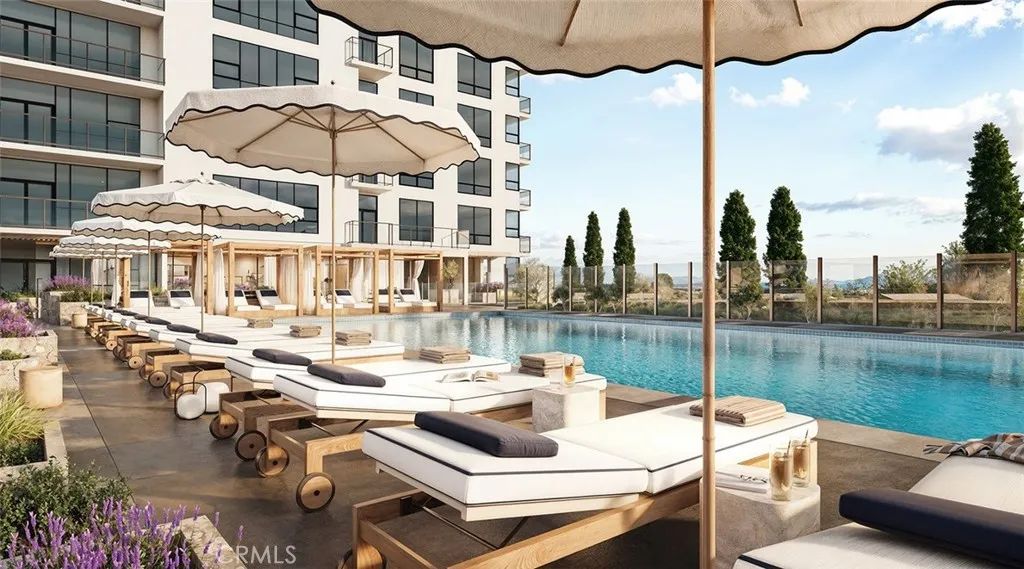 9 MacArthur Place 807, Santa Ana, CA 92707