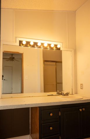 1000 County Rd 201, Liberty Hill, TX 78642