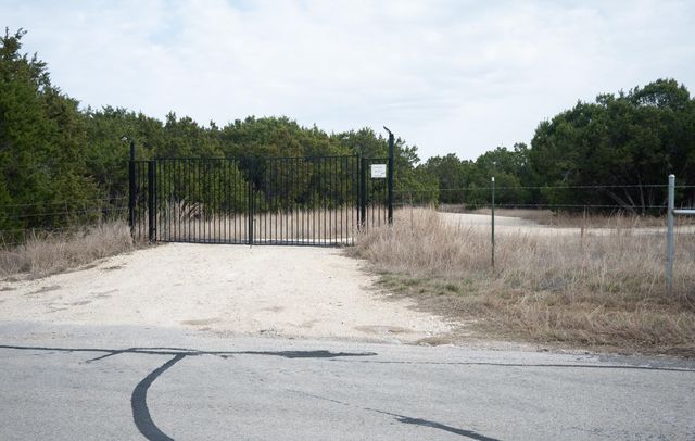 1000 County Rd 201, Liberty Hill, TX 78642